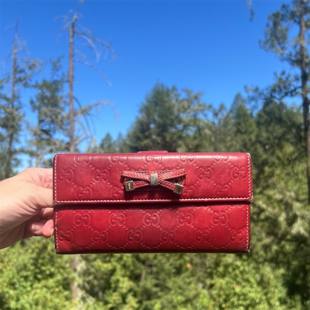 GUCCI Red Guccissima Continental Bow Wallet Snap Closure Gold Hardware AUTHENTIC